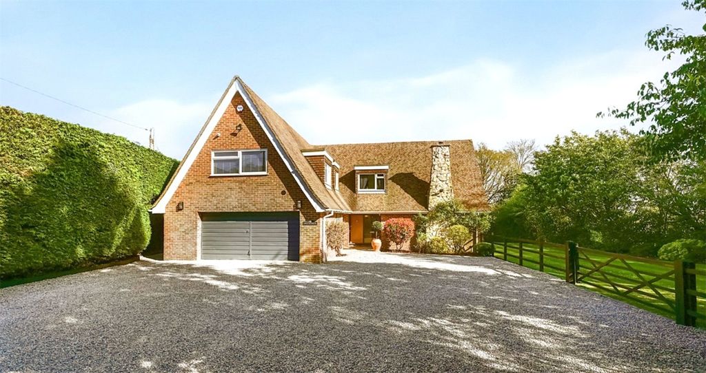 Property photo 1 of 25 Picture No. 28