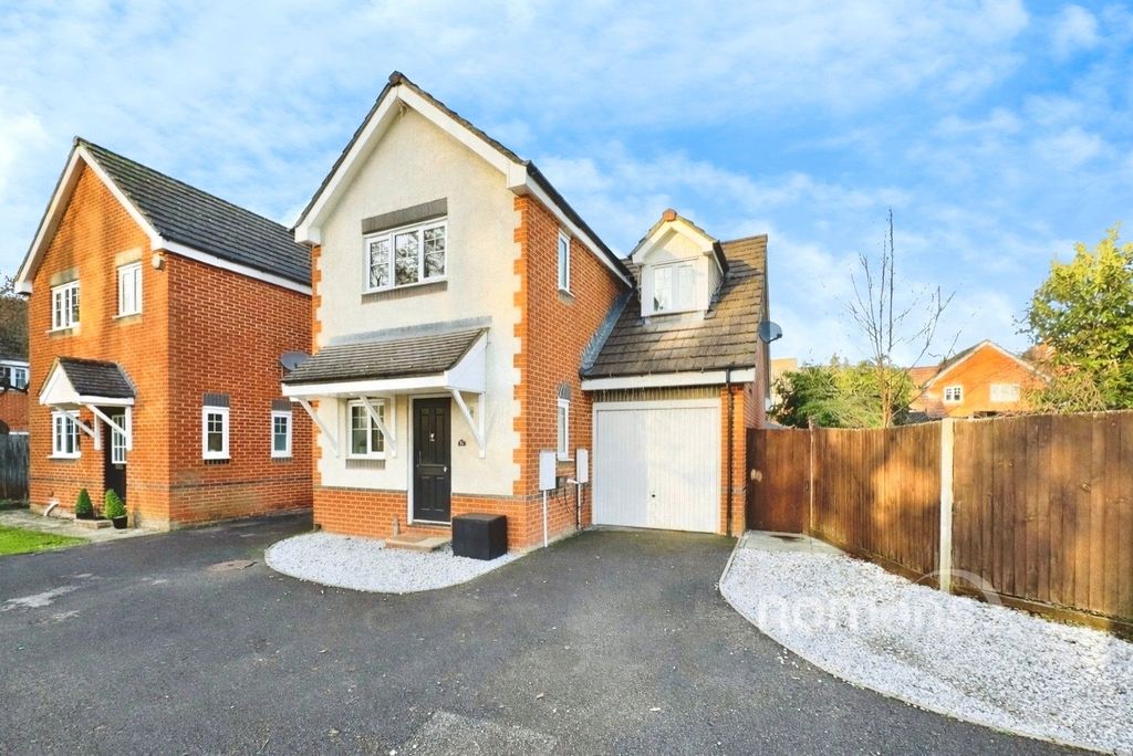 Property photo 1 of 10 Front