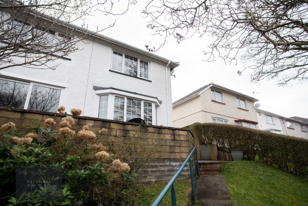 Property photo 1 of 49 Photo 1