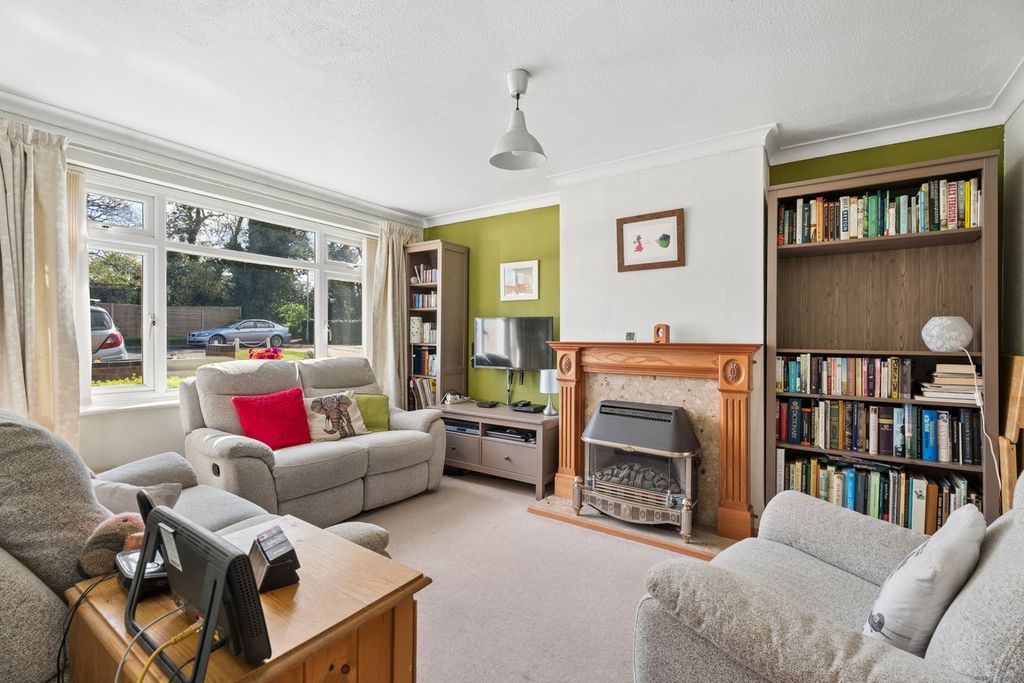 Property photo 2 of 19