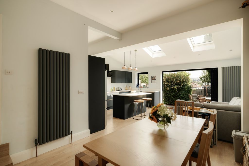 Property photo 1 of 22 Dining/Kitchen