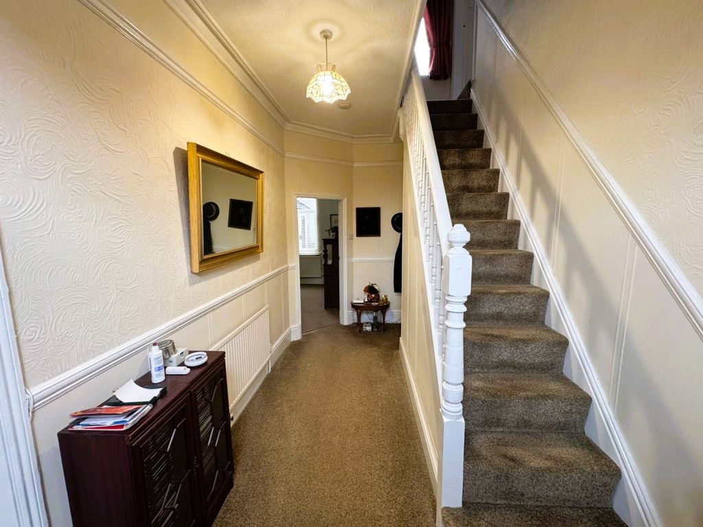 Property photo 3 of 20 Photo 20