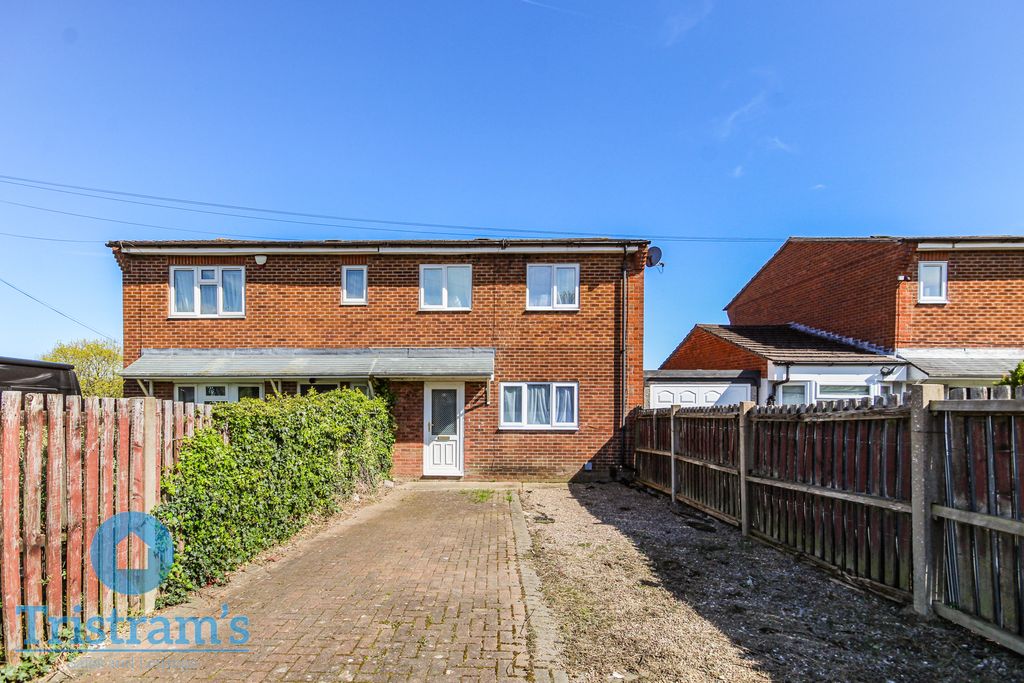 Property photo 1 of 18