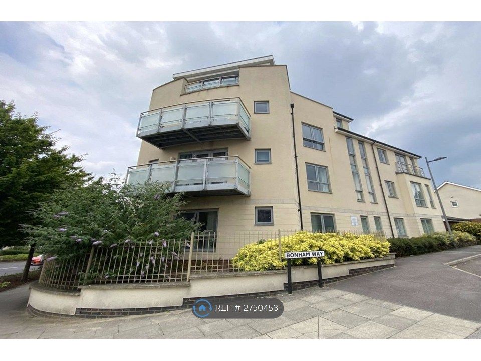 Property photo 3 of 8 Outside View