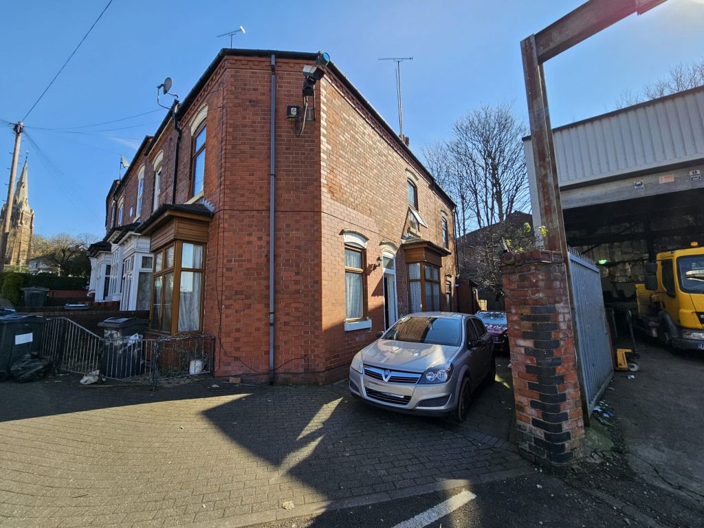 Property photo 2 of 13