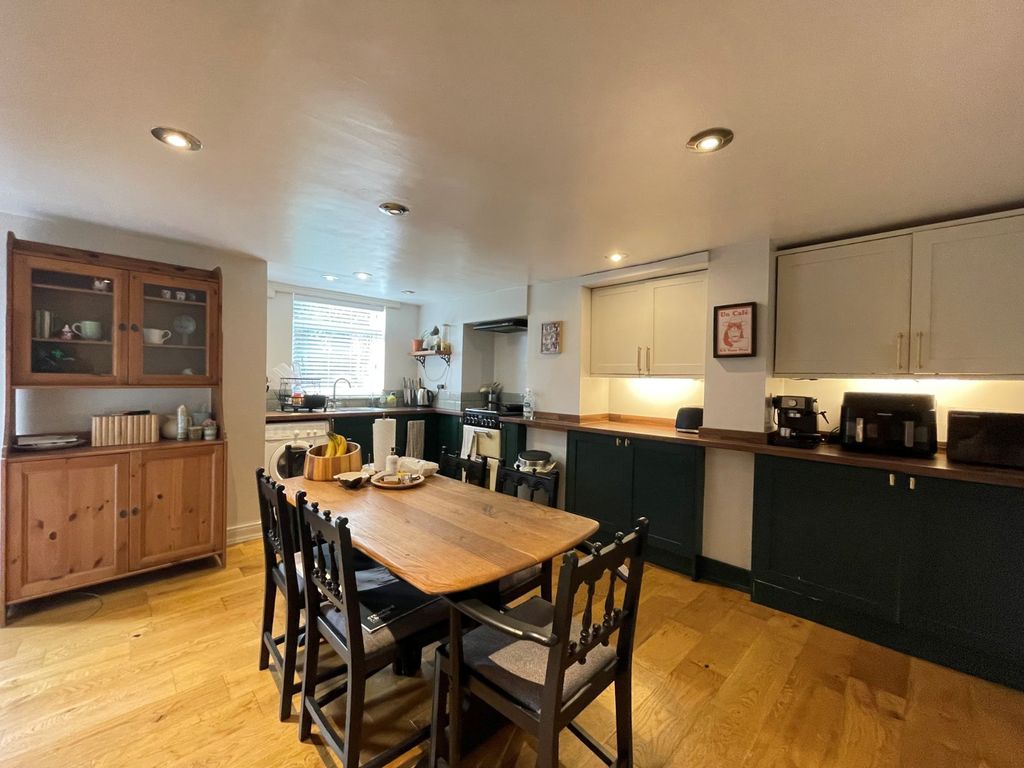 Property photo 3 of 13 Picture No. 09