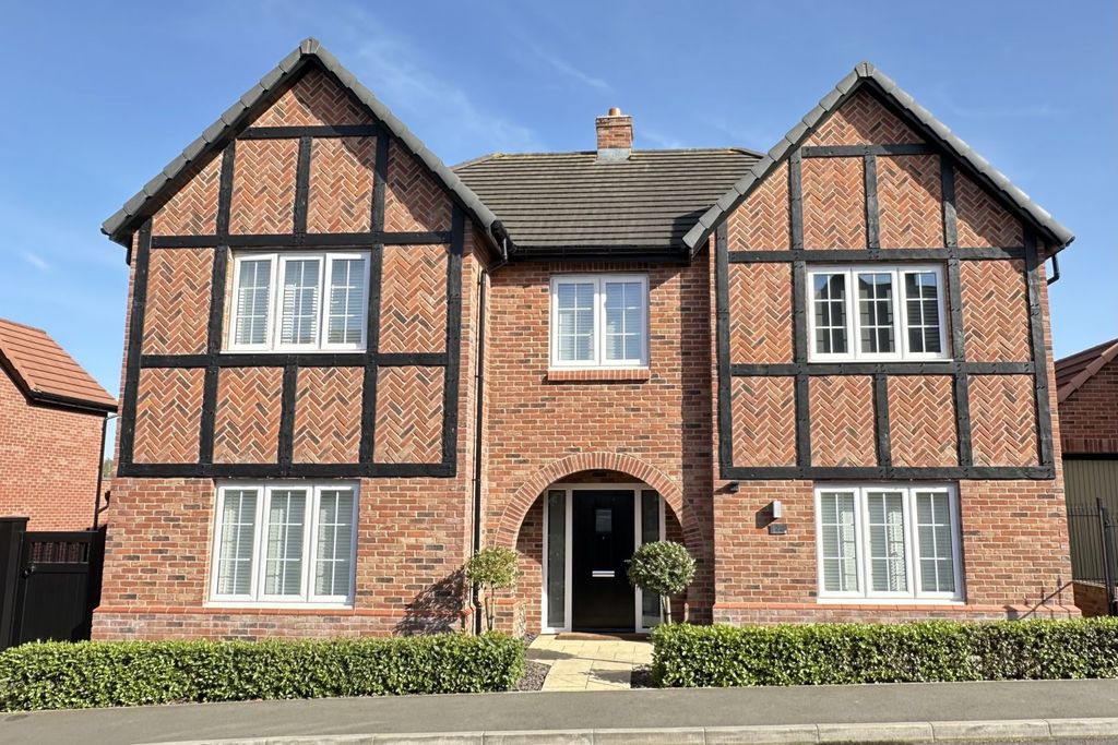 Property photo 1 of 64