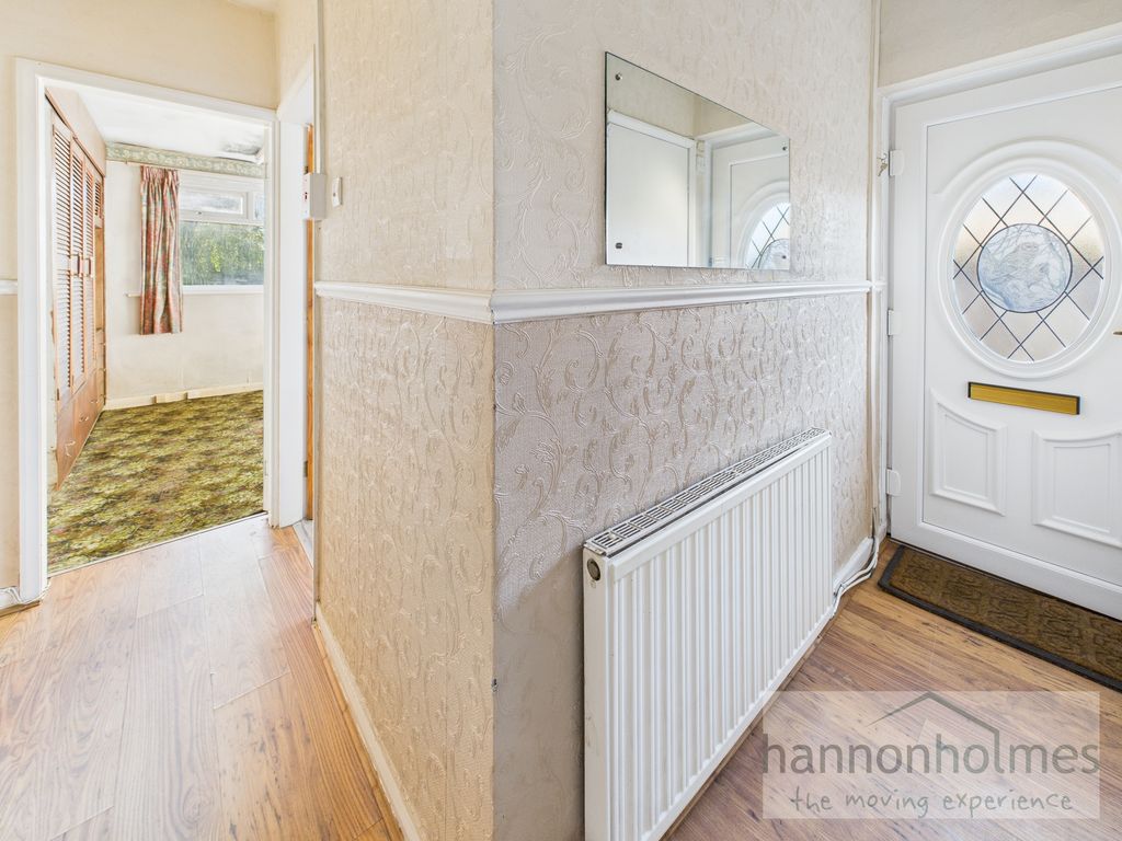 Property photo 2 of 29 Cam05283G0-Pr0120-Still007