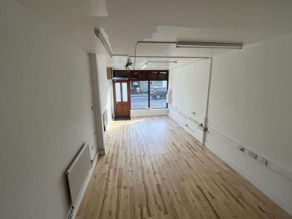 Property photo 2 of 5 Img_2922.Jpeg