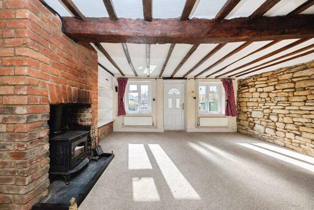 Property photo 3 of 12 Pbox-Img.Jpg