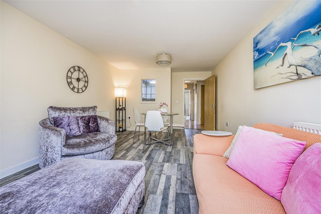 Property photo 2 of 12 Jacob House, Aylward Street, Portsmouth-Porticoma