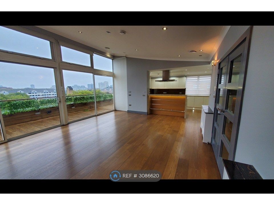 Property photo 2 of 27