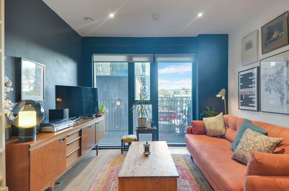 Property photo 3 of 26 Lounge Area (1) (2).Jpg