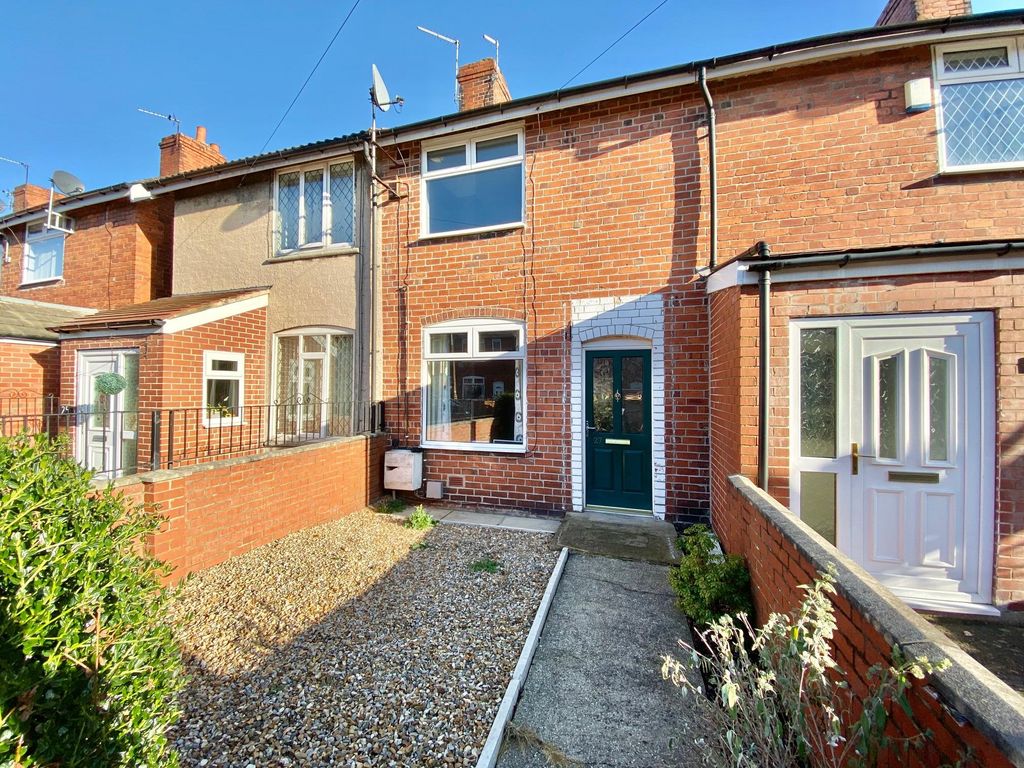 Property photo 1 of 7 Front