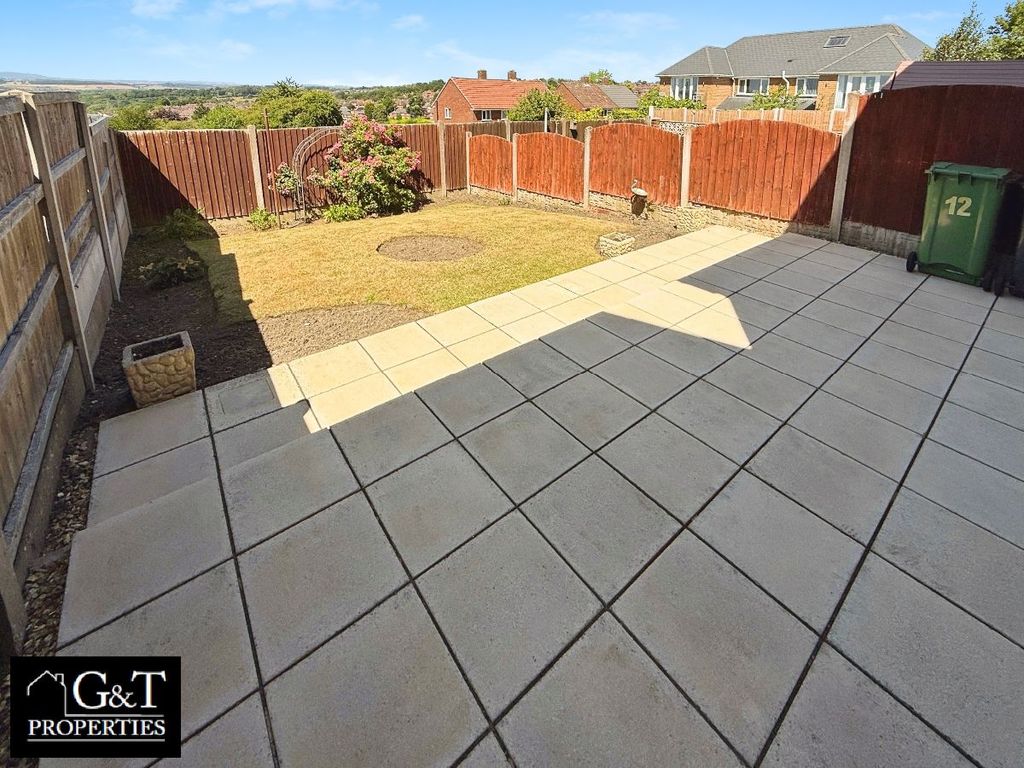 Property photo 2 of 18