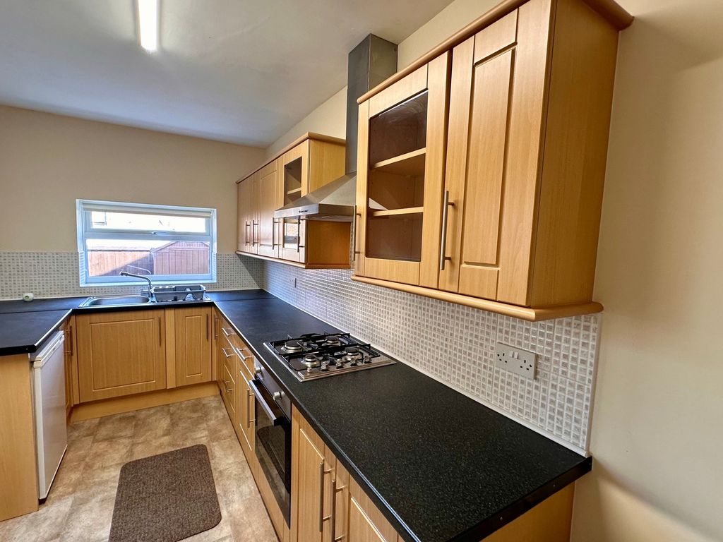 Property photo 2 of 13 Kitchen