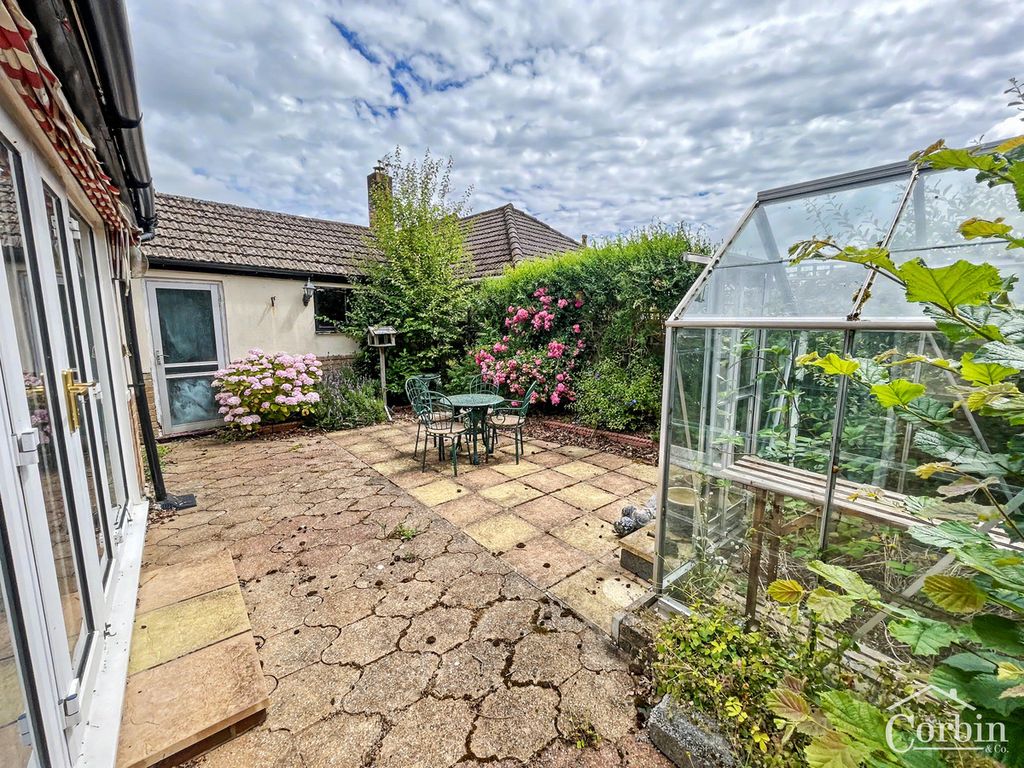 Property photo 3 of 17