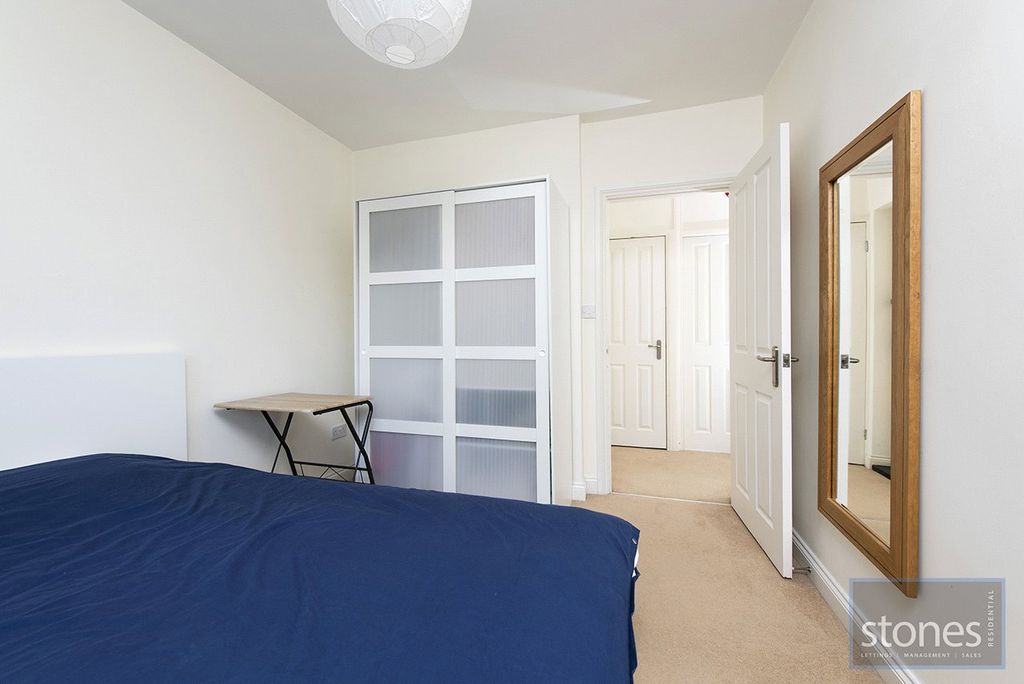 Property photo 3 of 11 Bedroom