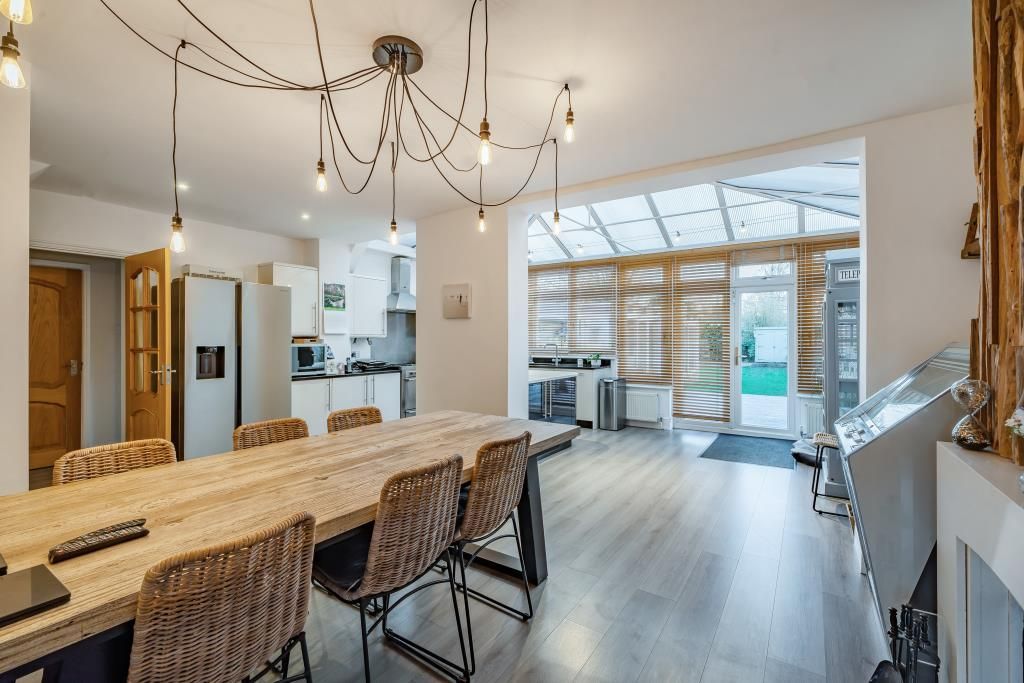 Property photo 3 of 22 Dining Area