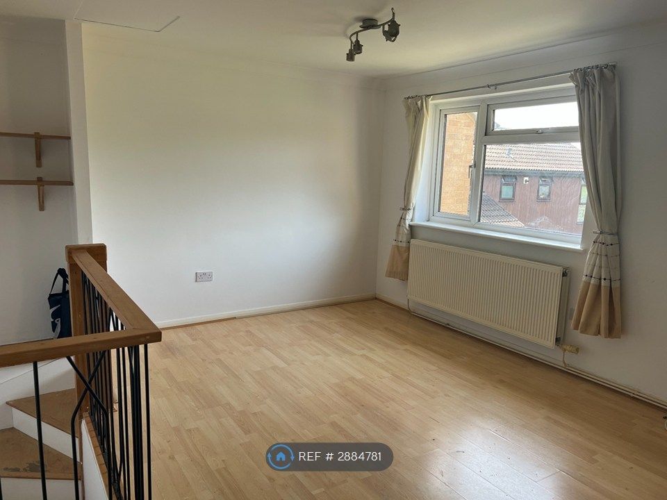Property photo 2 of 5