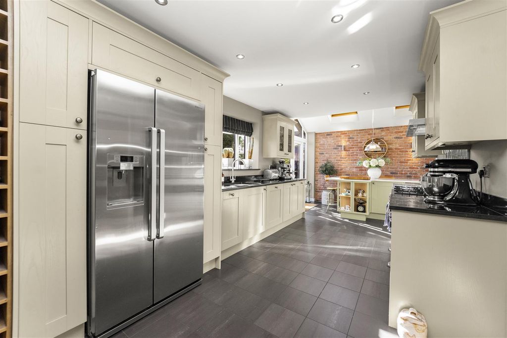 Property photo 3 of 68 3.Jpg