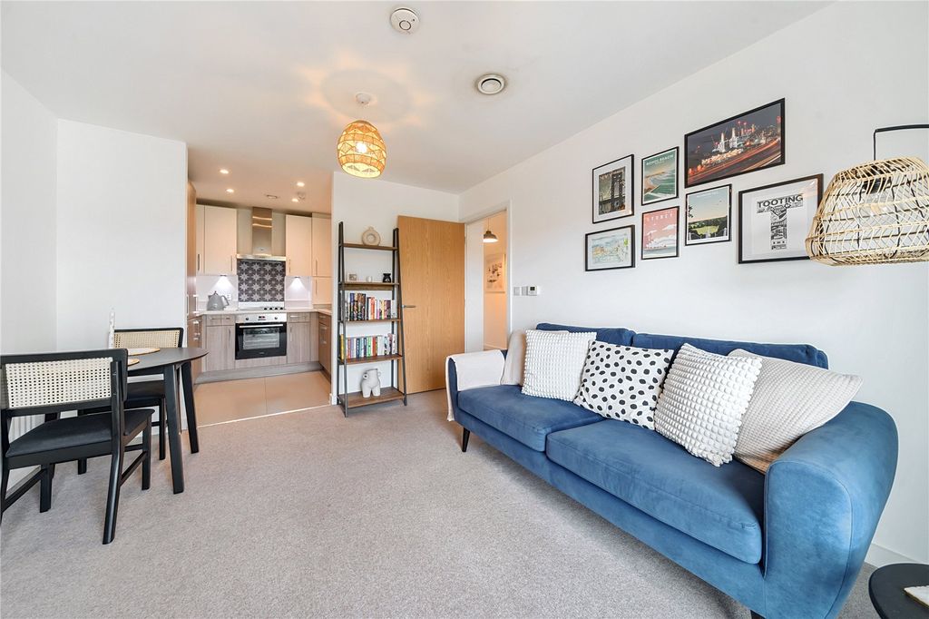 Property photo 1 of 6 Picture No. 07