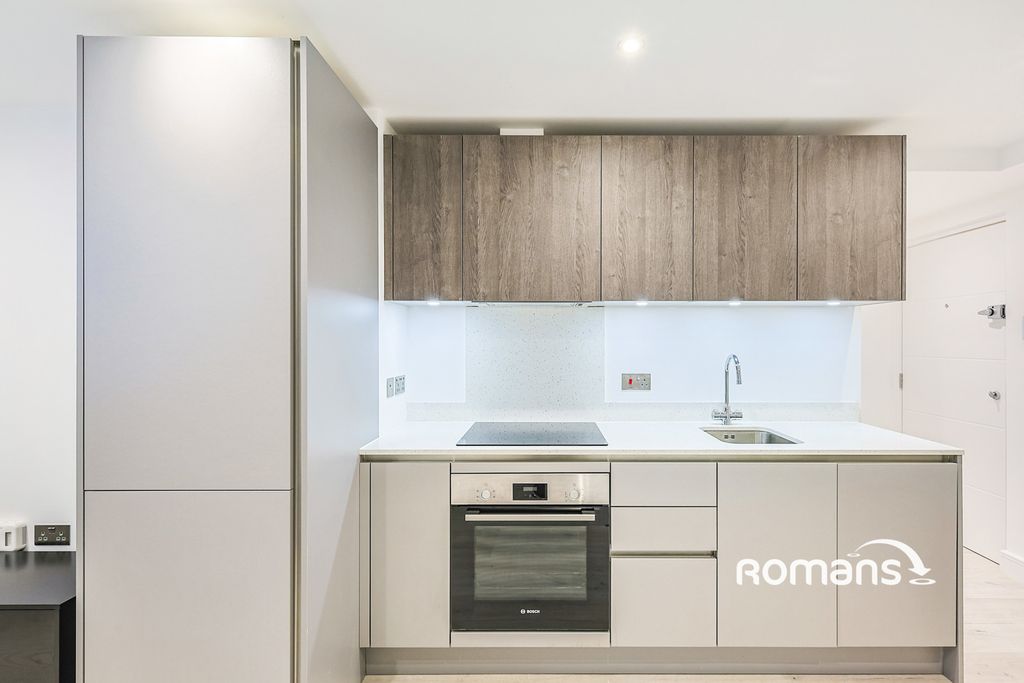 Property photo 3 of 10 Photo