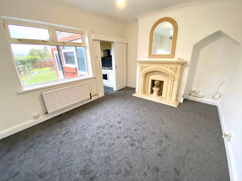 Property photo 3 of 12 Photo 7