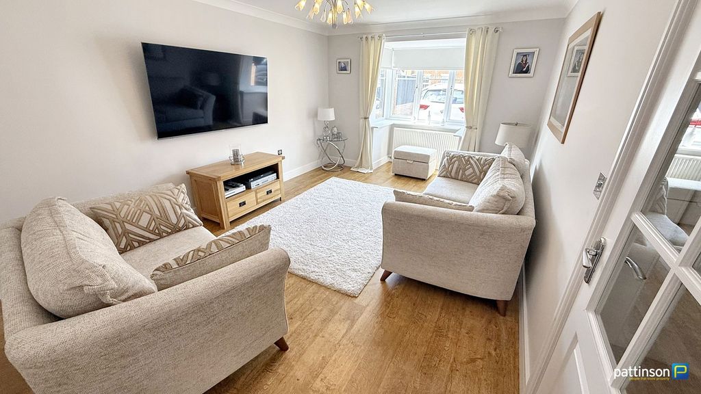 Property photo 2 of 46