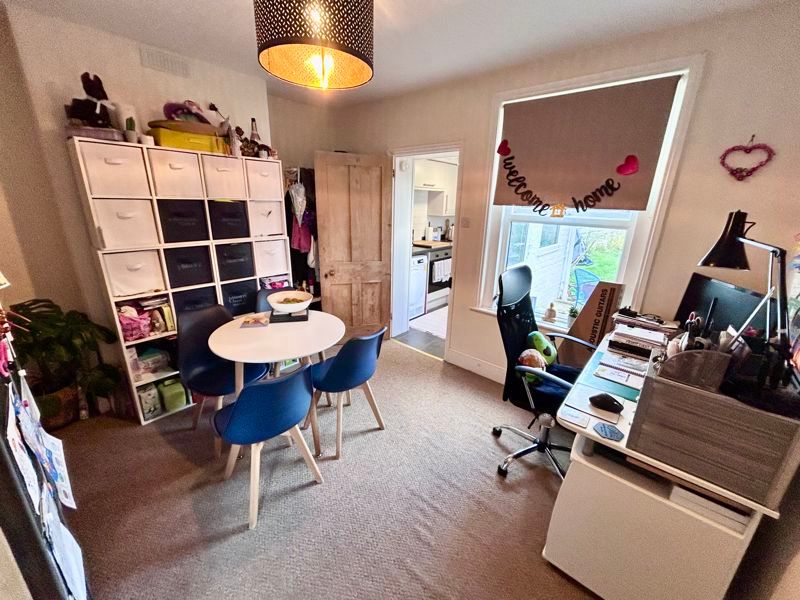 Property photo 3 of 8 Photo 3