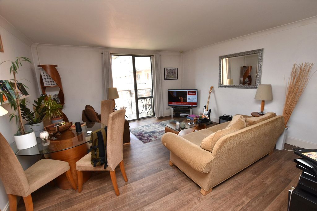 Property photo 2 of 12 Picture No. 02