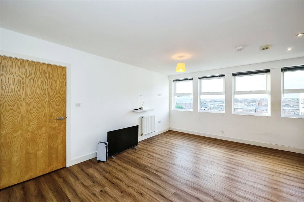 Property photo 3 of 11 Picture No. 03