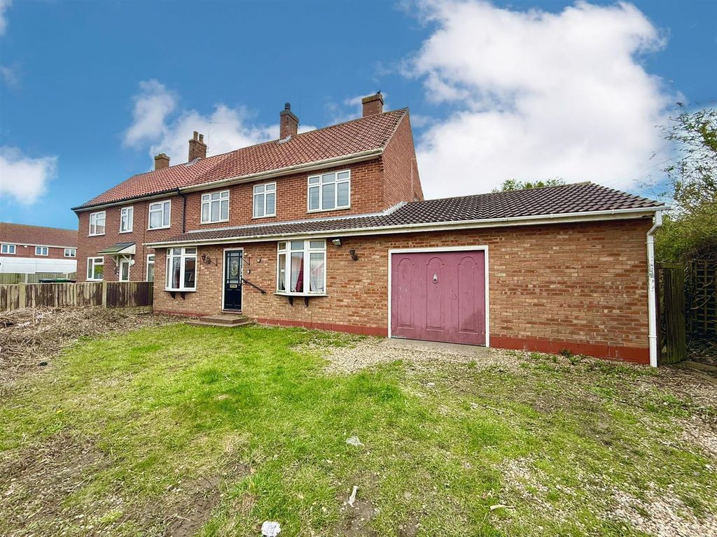 Property photo 1 of 21 Front Aspect