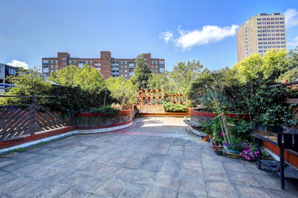 Property photo 2 of 9 1.Jpg