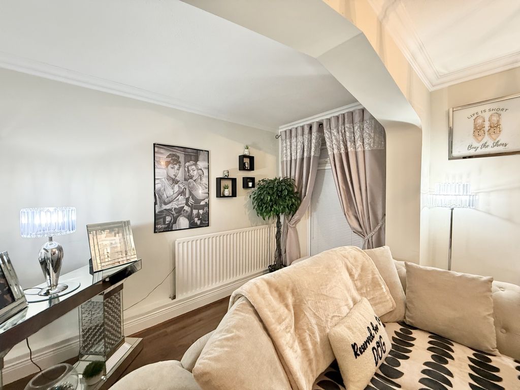 Property photo 3 of 13 Img_5715