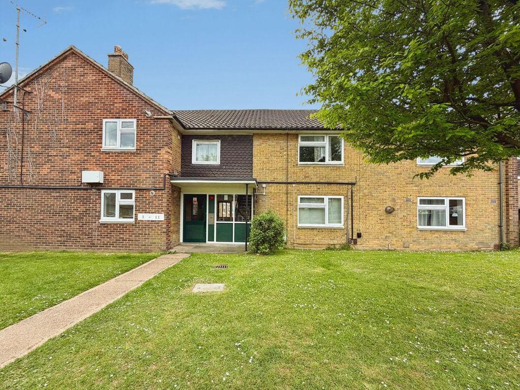 Property photo 1 of 11