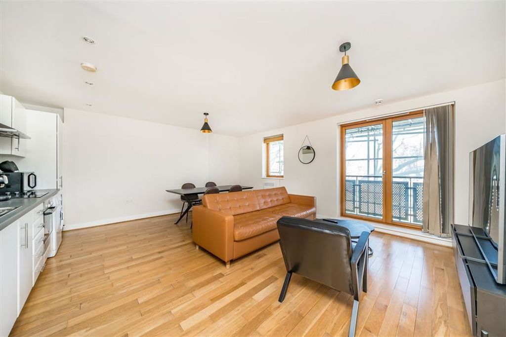 Property photo 2 of 6