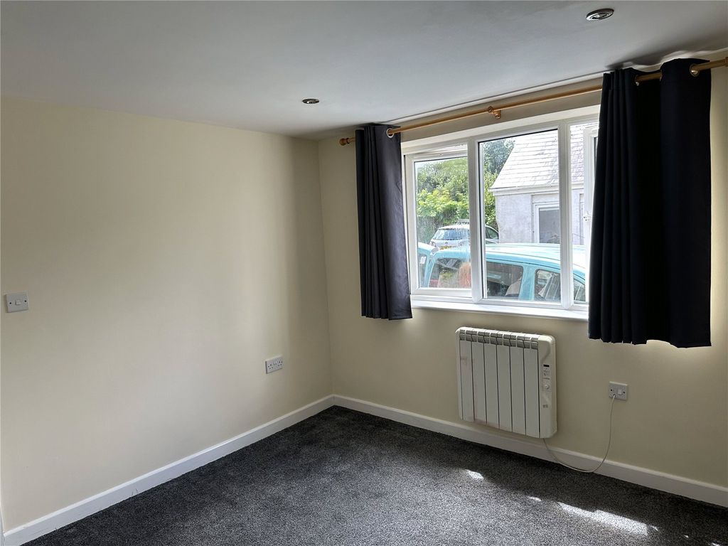 Property photo 2 of 9 Picture No. 06