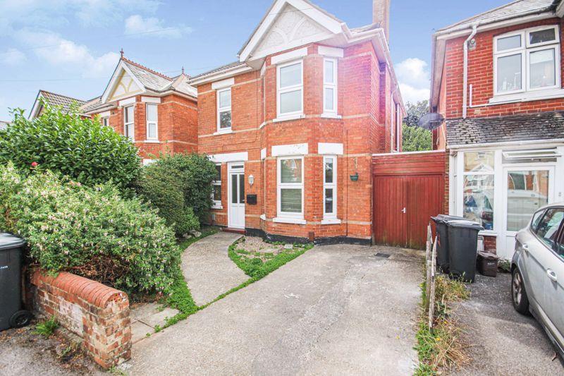 Property photo 1 of 18 Photo 5