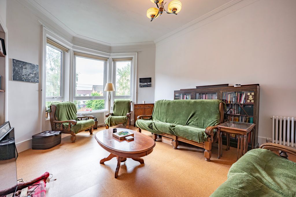 Property photo 3 of 19