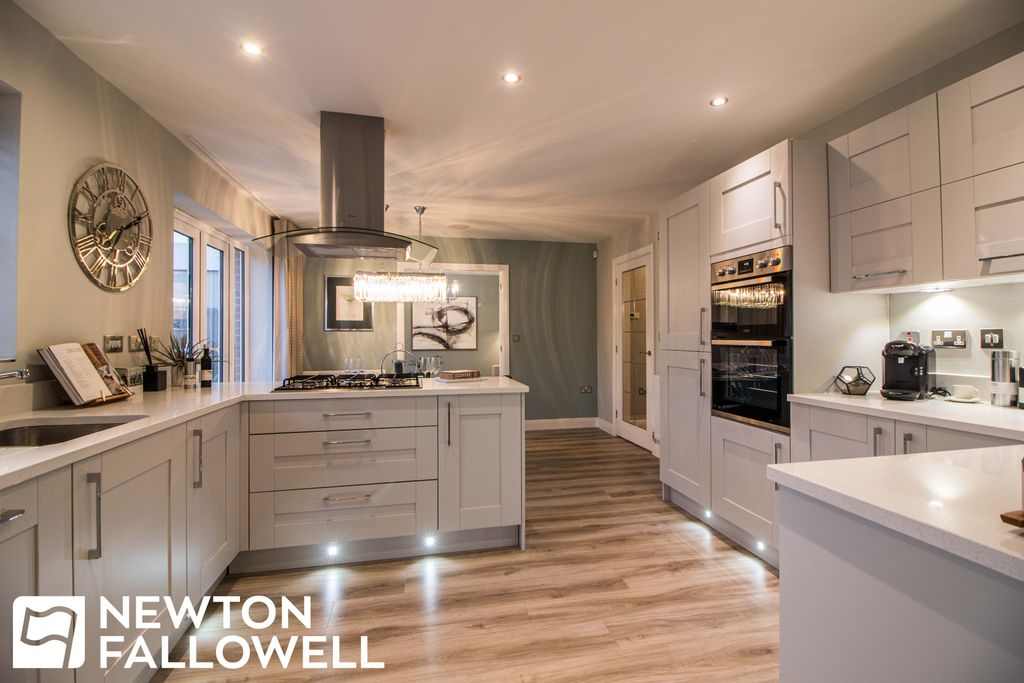 Property photo 3 of 24