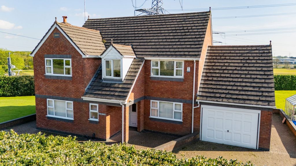 Property photo 2 of 43