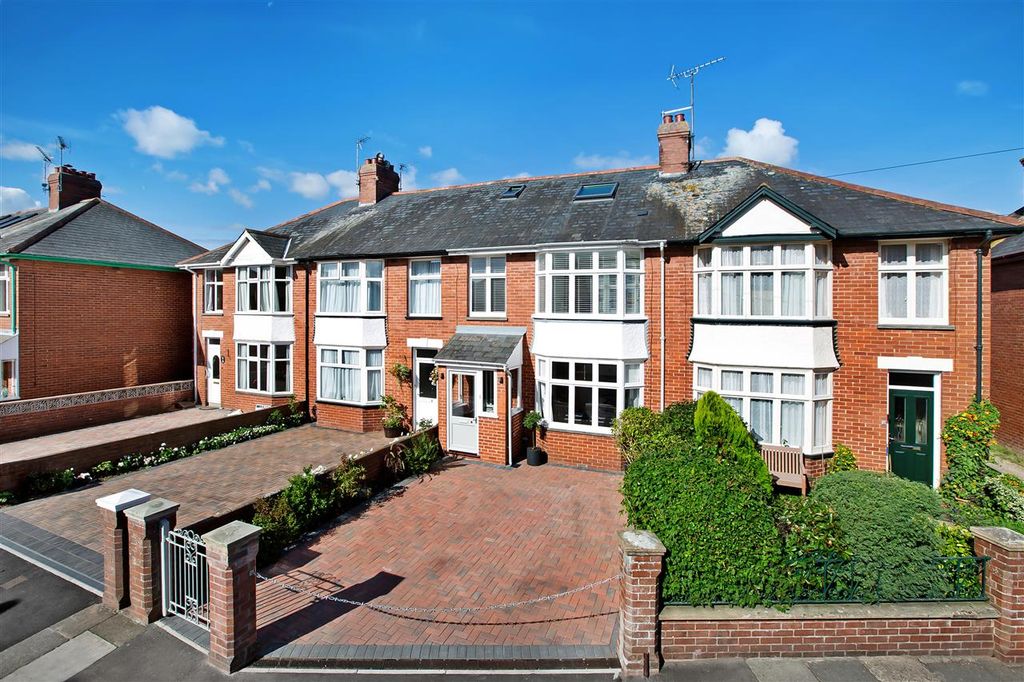 Property photo 1 of 14 Main Picture