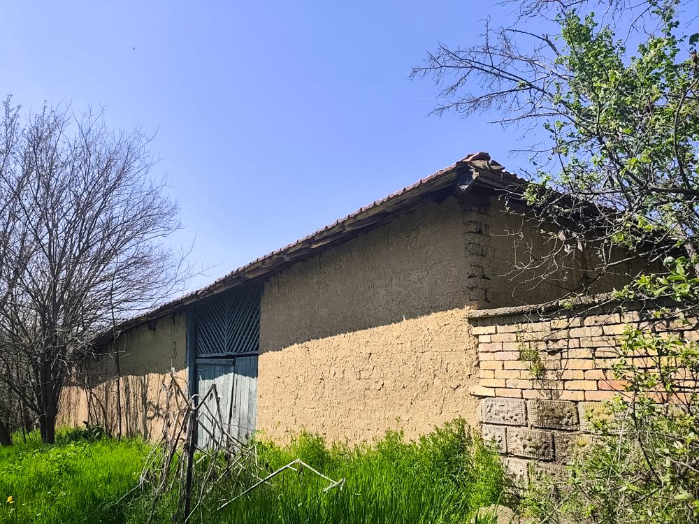 Property photo 2 of 7