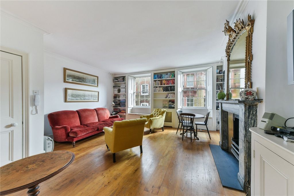 Property photo 2 of 12