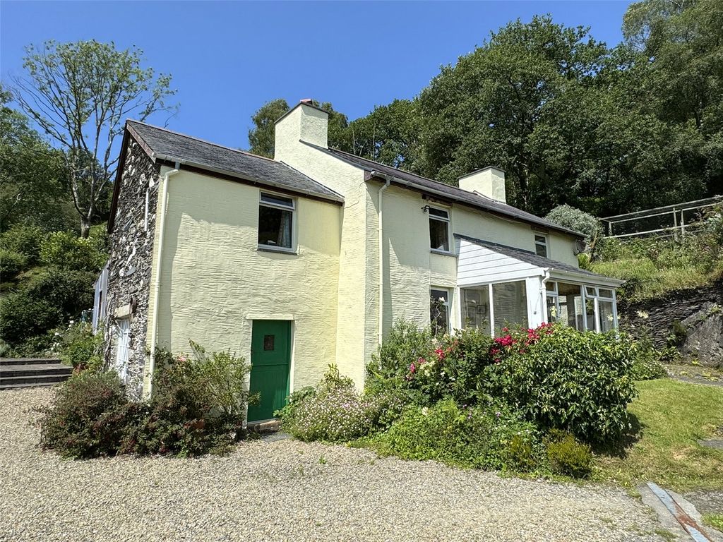 Property photo 1 of 33 Picture No. 24