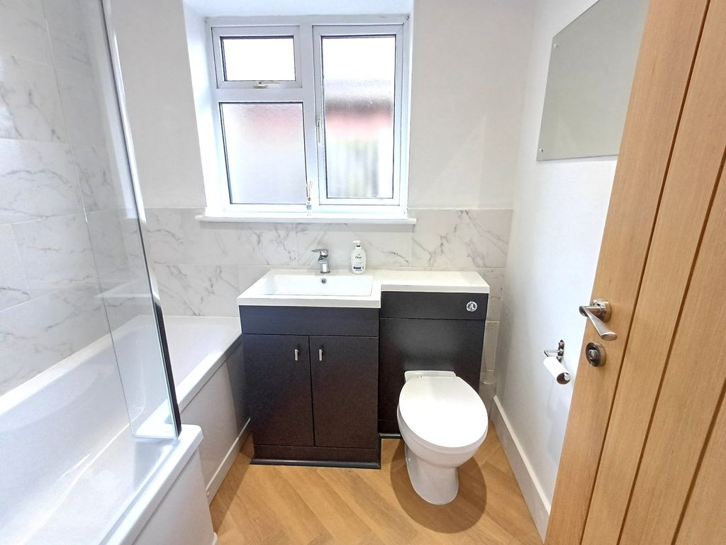 Property photo 3 of 13 Picture 3