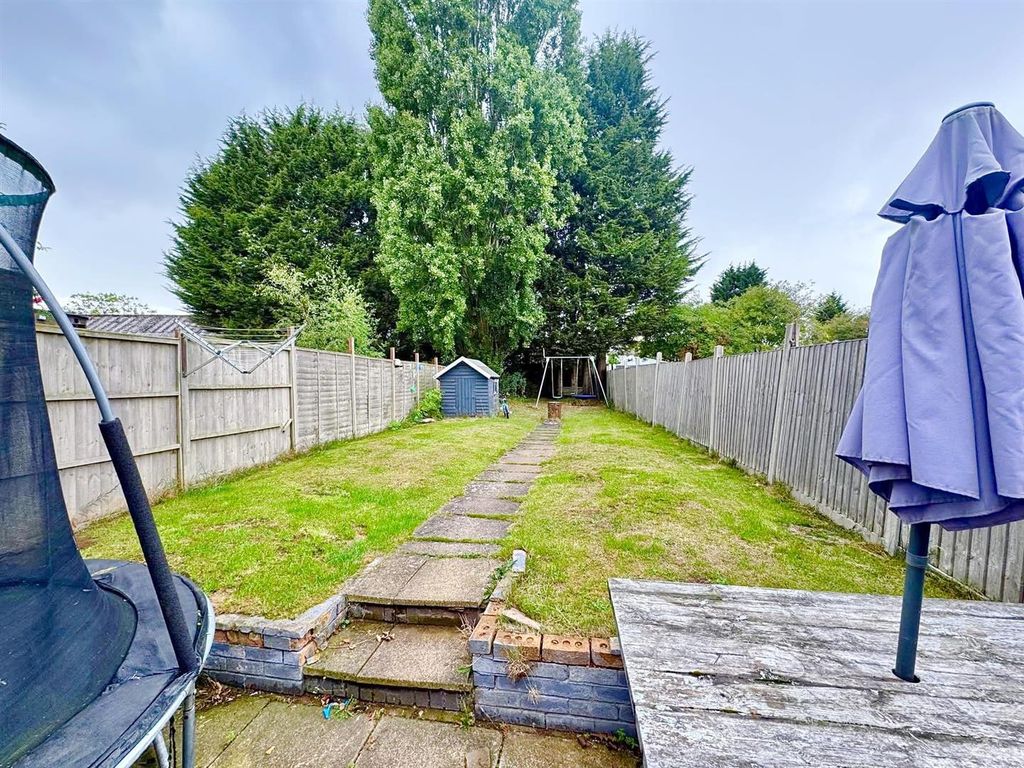 Property photo 3 of 9 Trgarden.Jpg