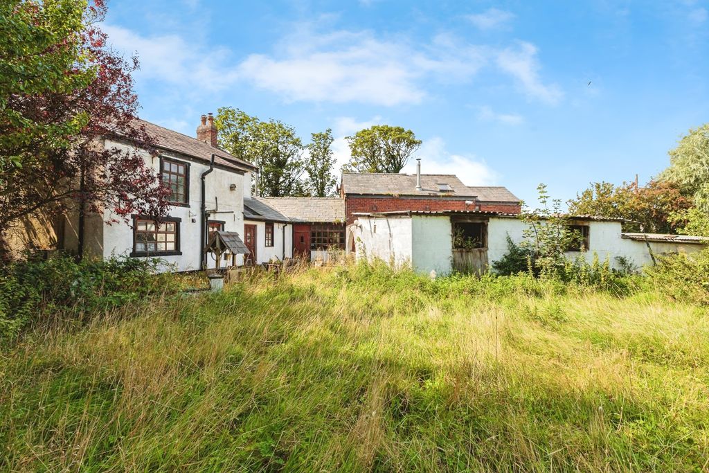 Property photo 1 of 17 Photo