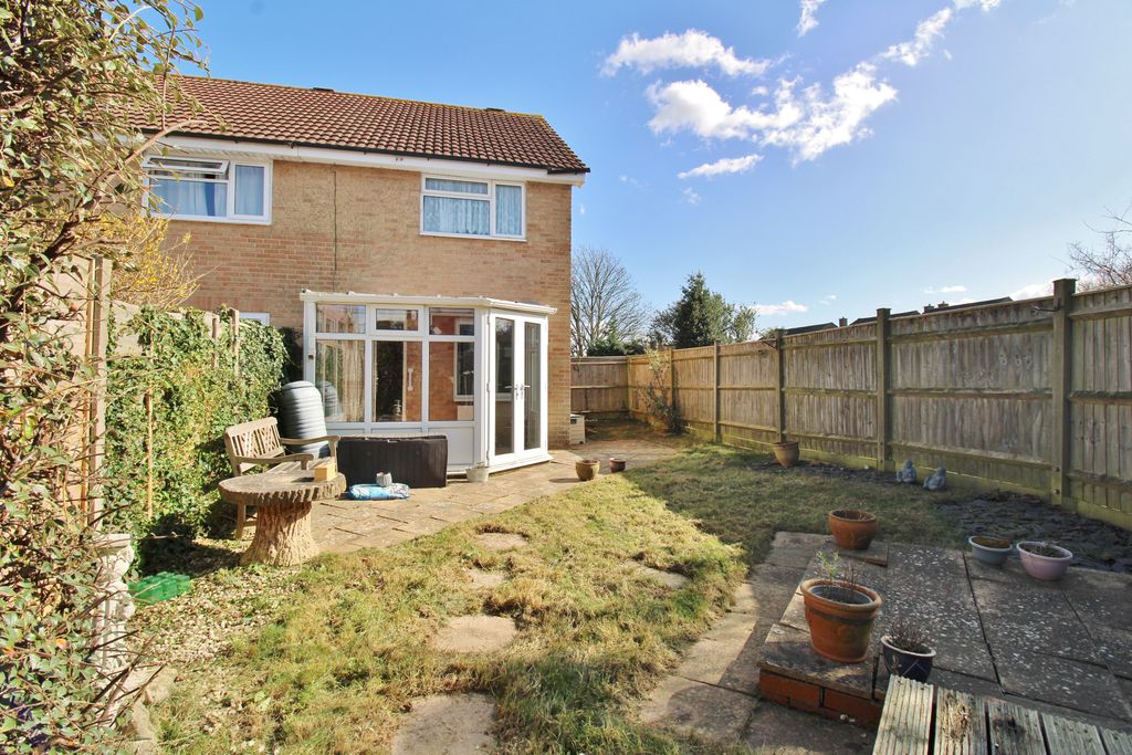 Property photo 2 of 17